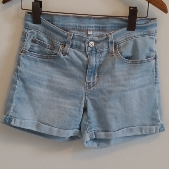 Levis Strauss & Co Jeans Shorts. - Picture 1 of 7